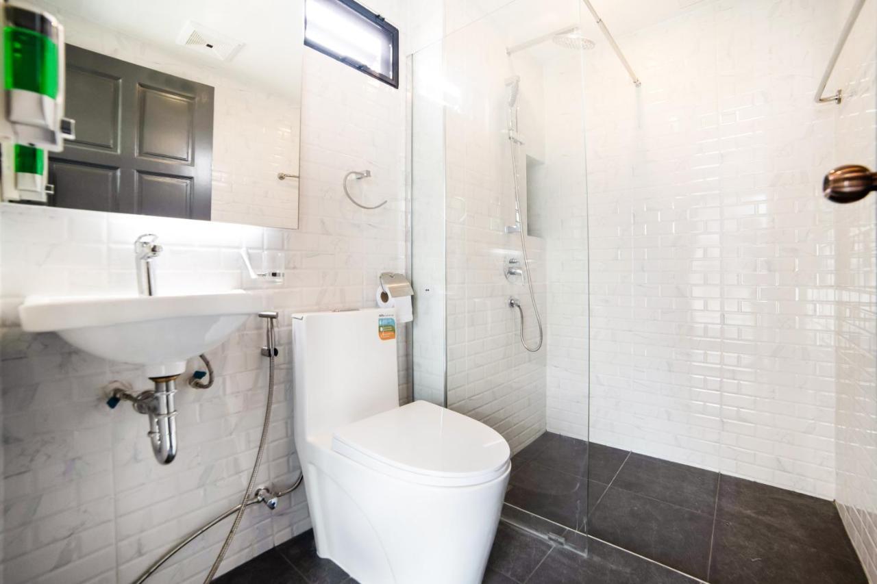 Roomquest Sukhumvit36 Bts Thonglor Bangkok Dış mekan fotoğraf